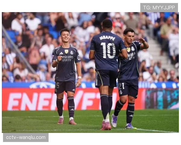 西甲：皇马依靠卡瓦哈尔右路传中，1-0小胜皇家社会